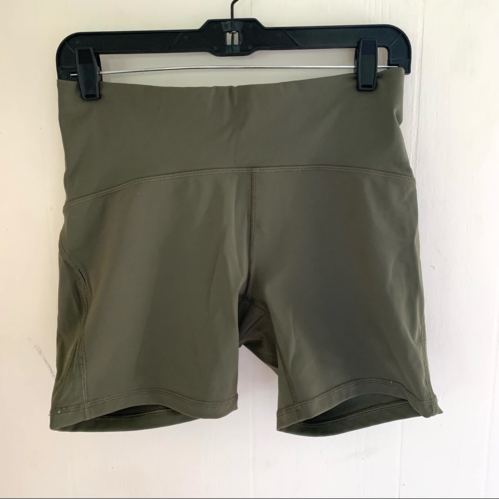 Lululemon Biker Shorts Green Size 10 EUC